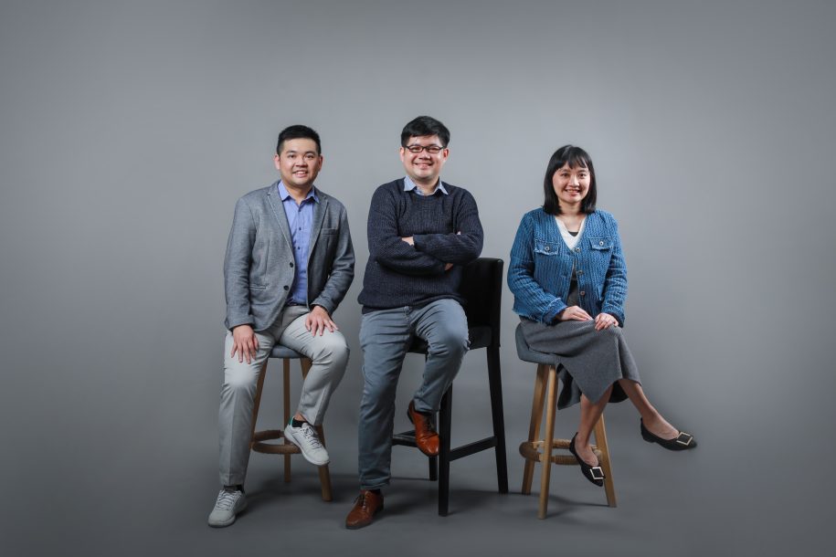 (From left to right) Mr. Kelvin Yeung, Co-Founder & COO of MediConCen; Mr. William Yeung, Co-Founder & CEO of MediConCen and Ms. Jenny Lau, Co-Founder & CMO of MediConCen